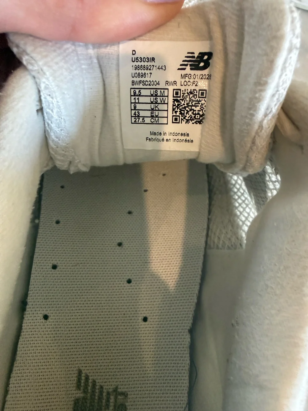 New Balance Women's Cream and Gray Mesh Running Sneakers